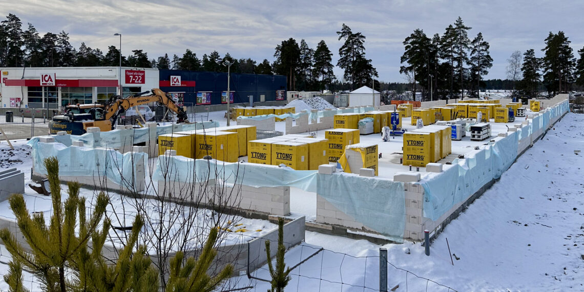 Bygget av Handelsbyn är igång